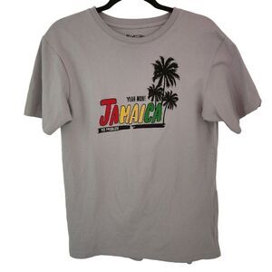 AV Couture Adult Short Sleeve Embroidered Jamaica Graphic T-Shirt Size Medium